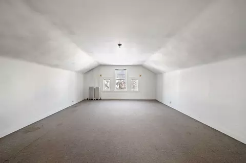 4254 N Hazel St, Chicago, IL 60613 photo 28
