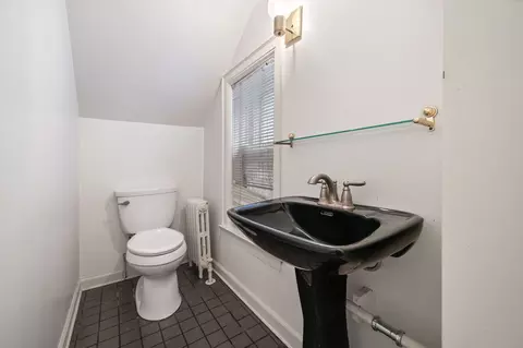 4254 N Hazel St, Chicago, IL 60613 photo 15