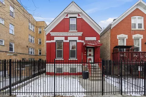 1420 N Washtenaw Ave, Chicago, IL 60622