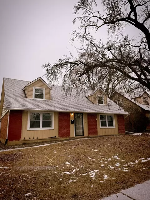 277 W Raye Dr, Chicago Heights, IL 60411