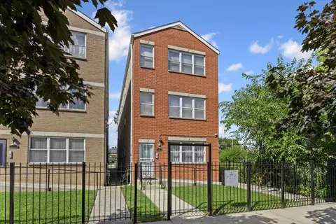 3024 W Washington Blvd #3, Chicago, IL 60612