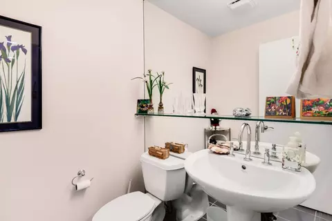 Undisclosed, Northbrook, IL 60062 photo 13