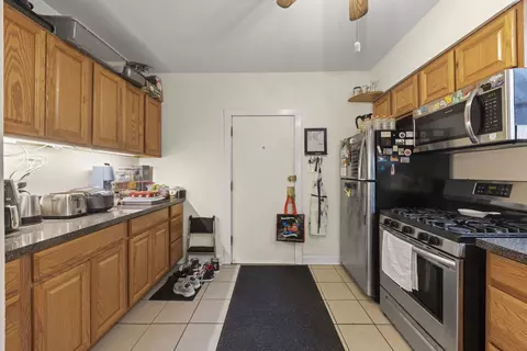 Kitchen - Undisclosed, Chicago, IL 60625 photo 2 of 10