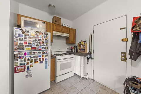 Kitchen - Undisclosed, Chicago, IL 60625 photo 6 of 10