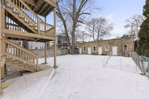 Exterior - Undisclosed, Chicago, IL 60625 photo 4 of 11