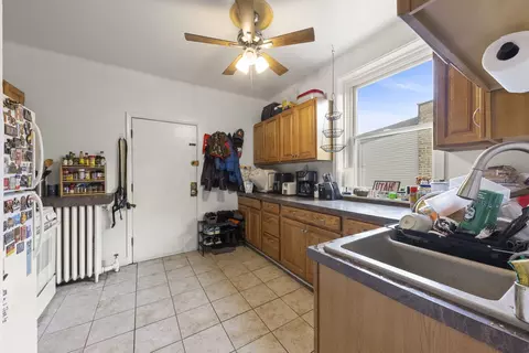 Kitchen - Undisclosed, Chicago, IL 60625 photo 4 of 10