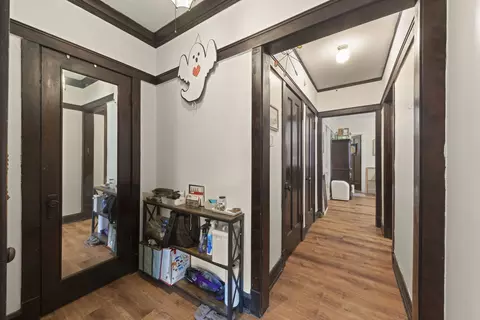 Entry Way - Undisclosed, Chicago, IL 60625 photo 2 of 6