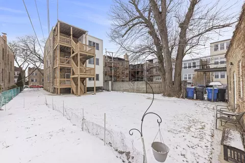 Exterior - Undisclosed, Chicago, IL 60625 photo 5 of 11