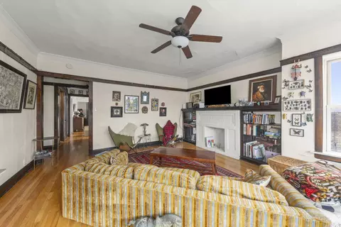 Living - Undisclosed, Chicago, IL 60625 photo 9 of 9