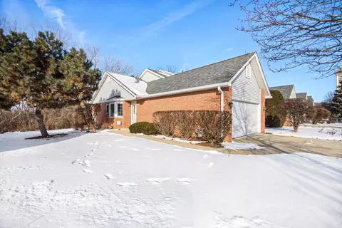 8856 Patrick Ct, Woodridge, IL 60517