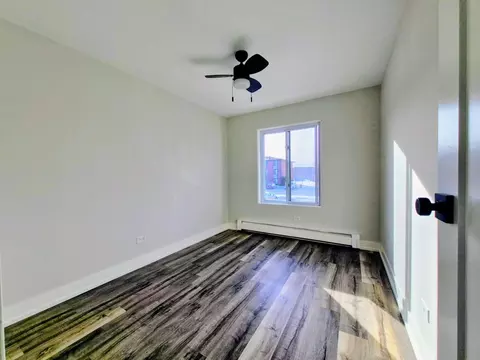 Bedroom - 239 Gregory St #8, Aurora, IL 60504 photo 1 of 3