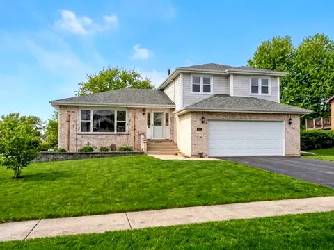 618 Mendota Ln, Romeoville, IL 60446