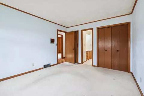 Bedroom - 4610 34th Ave, Moline, IL 61265 photo 3 of 7