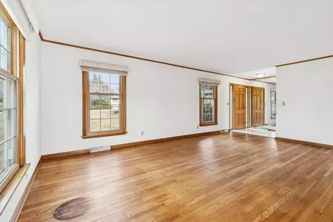 Living - 4610 34th Ave, Moline, IL 61265 photo 2 of 6