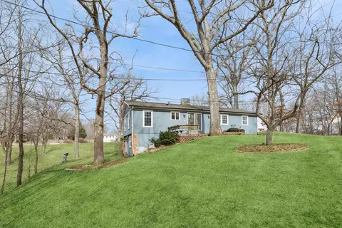 Exterior - 4610 34th Ave, Moline, IL 61265 photo 2 of 6