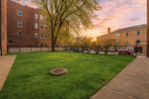 Exterior - 205 Custer Ave #2, Evanston, IL 60202 photo 3 of 3