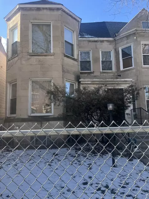 Undisclosed, Chicago, IL 60637