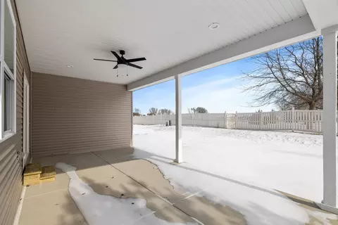 Exterior - 203 Hickory St, Peotone, IL 60468 photo 2 of 2