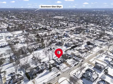 View/Area - 1607 Stoddard Ave, Wheaton, IL 60187 photo 3 of 4
