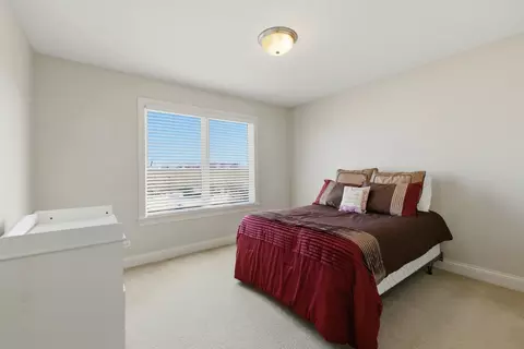 Bedroom - 317 Nicole Way, Itasca, IL 60143 photo 3 of 6