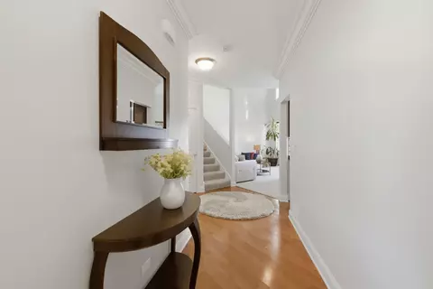 Entry Way - 317 Nicole Way, Itasca, IL 60143 photo 1 of 4