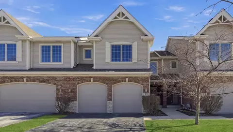 317 Nicole Way, Itasca, IL 60143