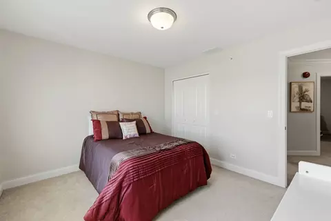 Bedroom - 317 Nicole Way, Itasca, IL 60143 photo 4 of 6