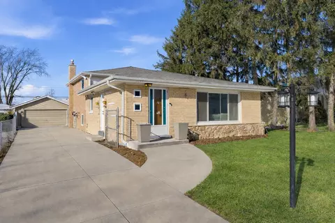 8930 Mcvicker Ave, Oak Lawn, IL 60453