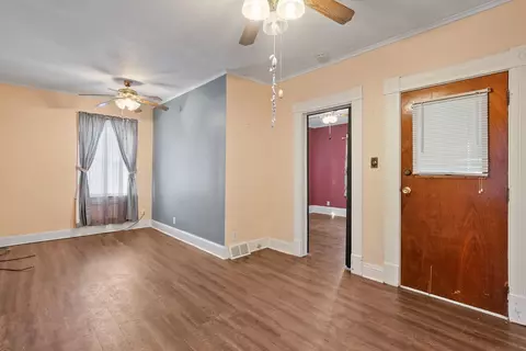 Living - 162 6th Ave, Moline, IL 61265 photo 3 of 3