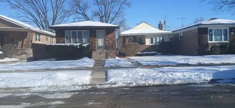 Undisclosed, Chicago, IL 60655