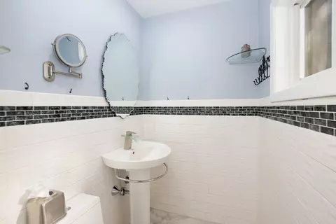 105 King Ln, Des Plaines, IL 60016 photo 14