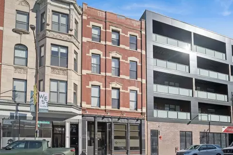 701 N Milwaukee Ave #4R, Chicago, IL 60642