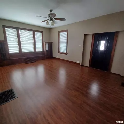 125 A St, Buda, IL 61314 photo 9