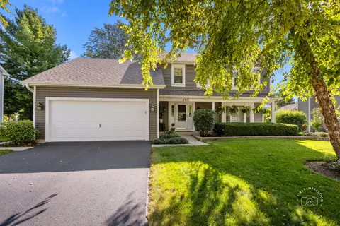 1271 Herrington Rd, Geneva, IL 60134