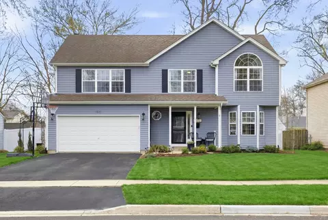 1331 S 7th St, Saint Charles, IL 60174