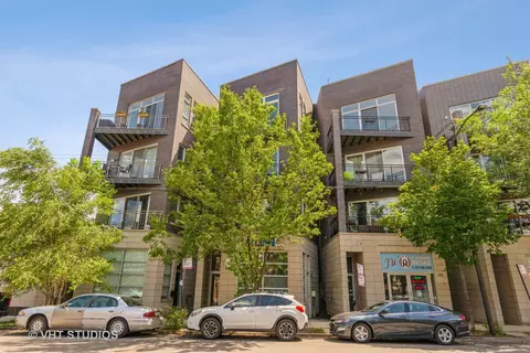 2623 W Chicago Ave #4, Chicago, IL 60622