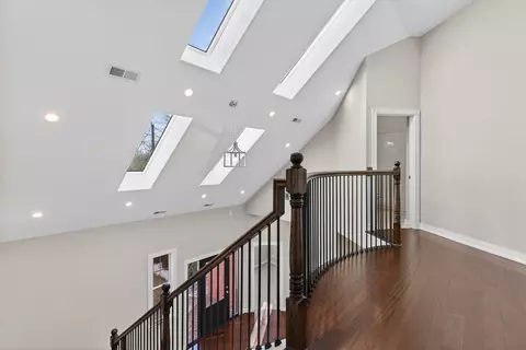 Entry Way - 3003 Keene Ave, Mchenry, IL 60050 photo 4 of 4