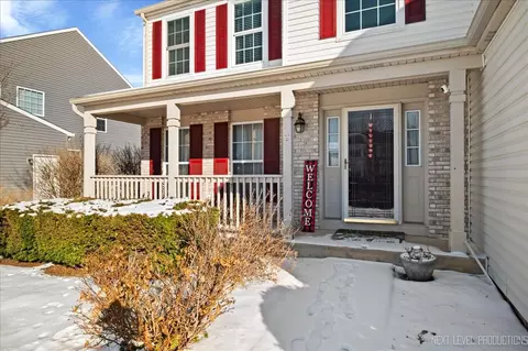 Exterior - 1910 Crestview Dr, Plainfield, IL 60586 photo 2 of 4