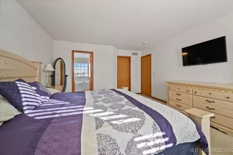 Bedroom - 1910 Crestview Dr, Plainfield, IL 60586 photo 2 of 5
