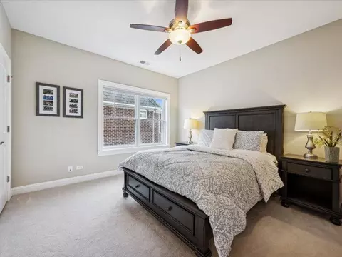 688 S Mitchell Ave, Elmhurst, IL 60126 photo 23