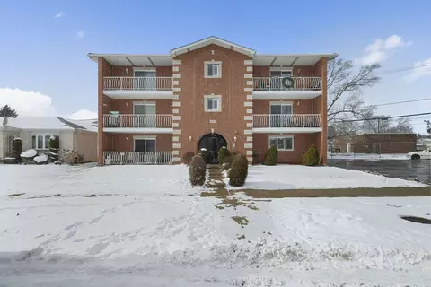 9700 Mcvicker Ave #2N, Oak Lawn, IL 60453