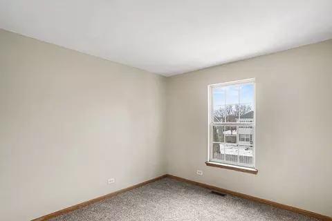 Bedroom - 541 Wingpointe Dr, Aurora, IL 60506 photo 4 of 4