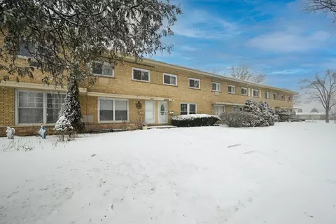 1210 N Wheeling Rd, Mount Prospect, IL 60056