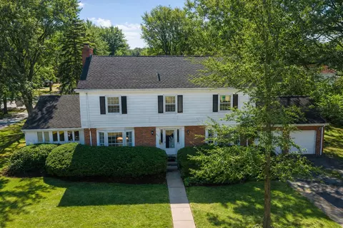 3701 Foster St, Evanston, IL 60203