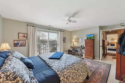 Bedroom - Undisclosed, Evanston, IL 60201 photo 3 of 6