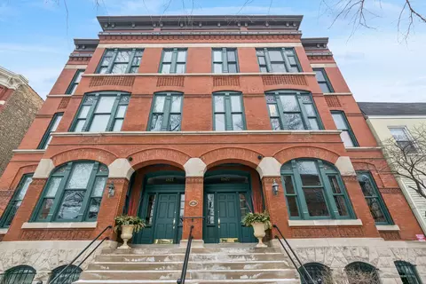 1807 N Orleans St #1S, Chicago, IL 60614