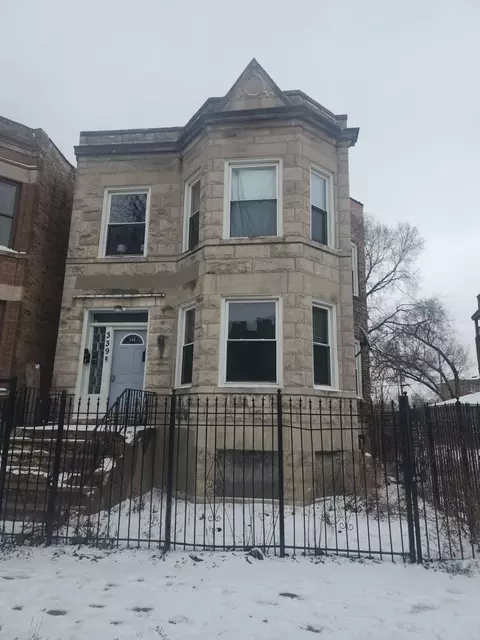 339 S Kilbourn Ave, Chicago, IL 60624