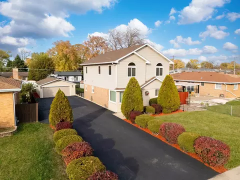 View/Area - 7806 W 83rd St, Bridgeview, IL 60455 photo 1 of 9