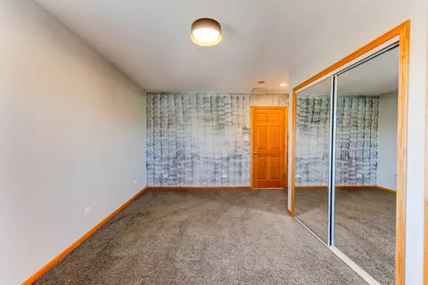 Bedroom - 7806 W 83rd St, Bridgeview, IL 60455 photo 4 of 6