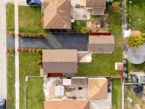 View/Area - 7806 W 83rd St, Bridgeview, IL 60455 photo 4 of 9